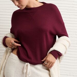 American Eagle Long Sleeve